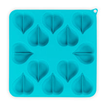 Load image into Gallery viewer, MESSY MUTTS BAKE/FREEZE TREAT MOLD HEART 2PK