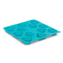 Load image into Gallery viewer, MESSY MUTTS BAKE/FREEZE TREAT MOLD HEART 2PK