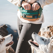 Load image into Gallery viewer, WILDERDOG UTILITY PACK BLACK