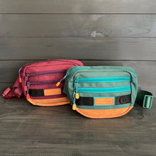 Load image into Gallery viewer, WILDERDOG UTILITY PACK BLACK
