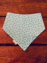 Load image into Gallery viewer, COCONUT COLLARS BANDANA LG
